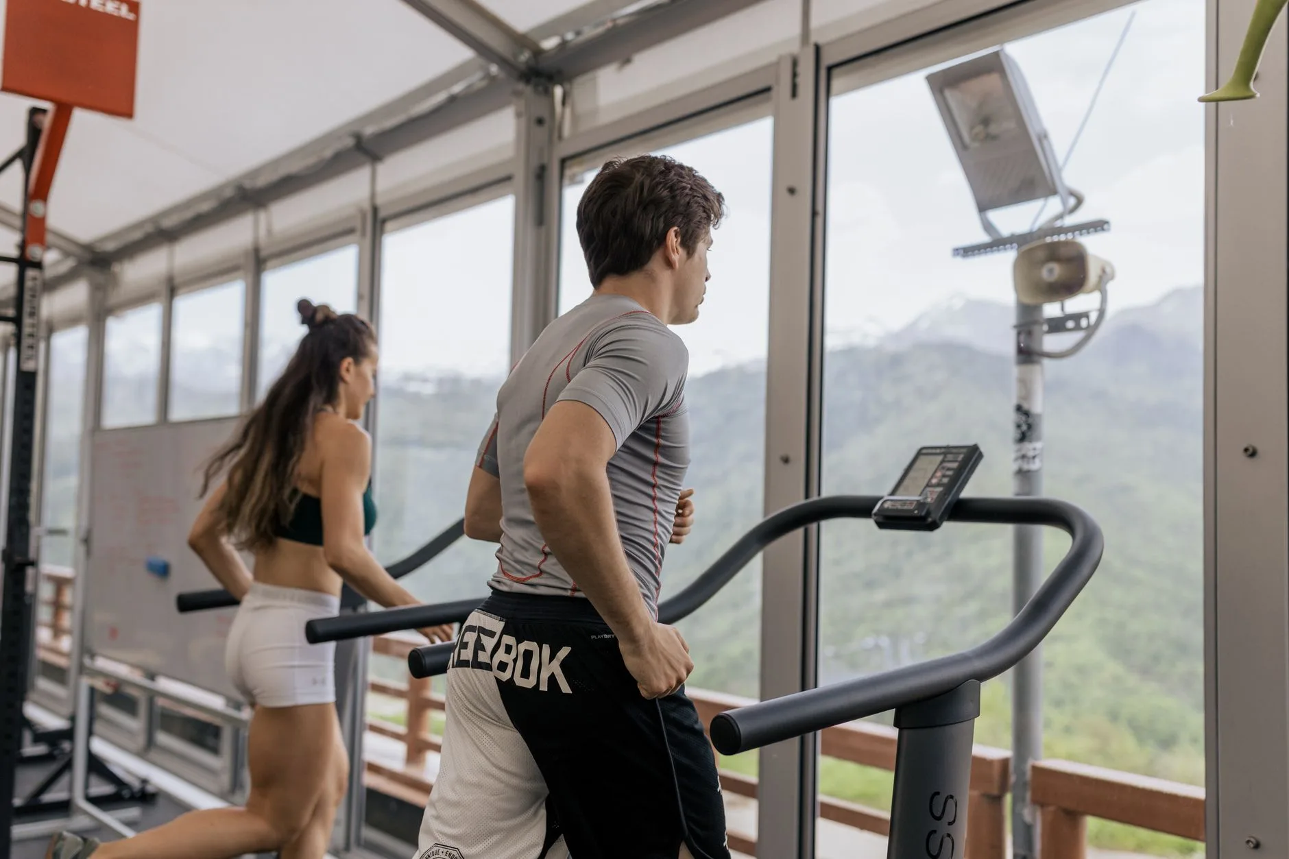 Welche Geschwindigkeit zum Abnehmen auf dem Laufband ist sinnvoll?